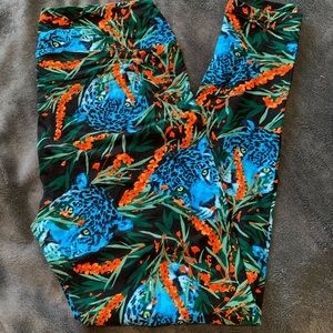 Lularoe blue jaguar leggings